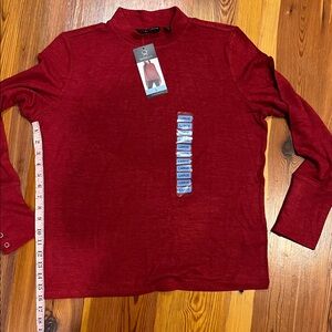 Red lightweight Sweater
Size Large
NWT